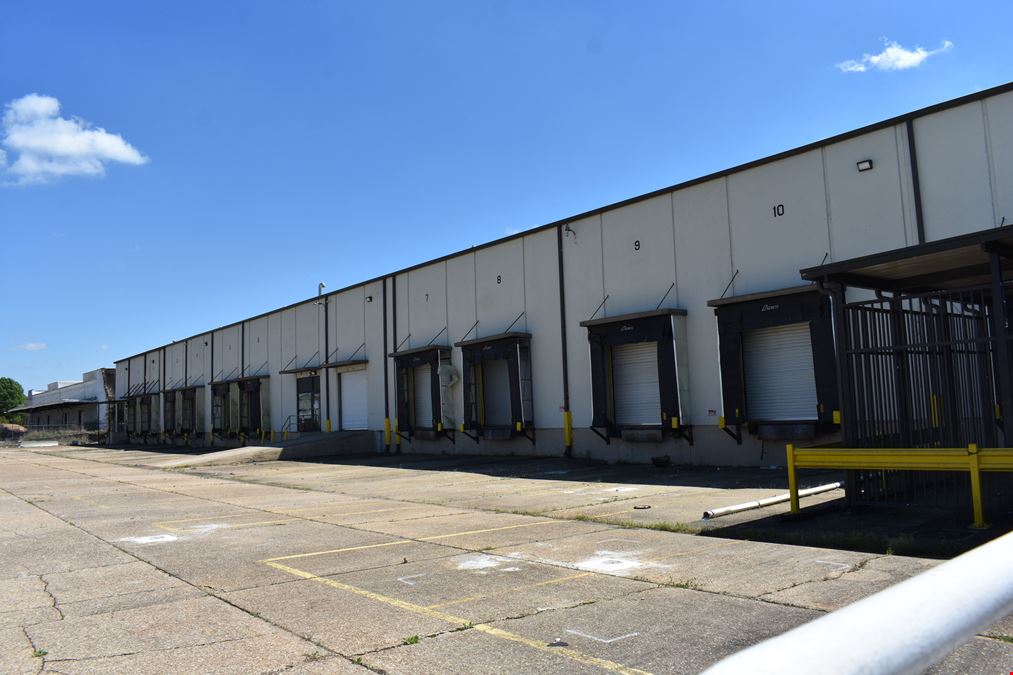 3255 Thomason Ave. - 176,000 +/- SF Warehouse & 7.2 Acres
