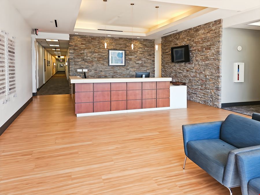 Regus - Cedar Hill - Uptown Village
