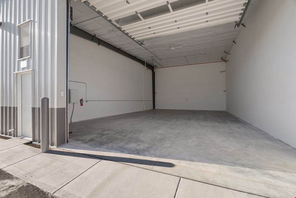 Falcon Storage Condos | Eagle