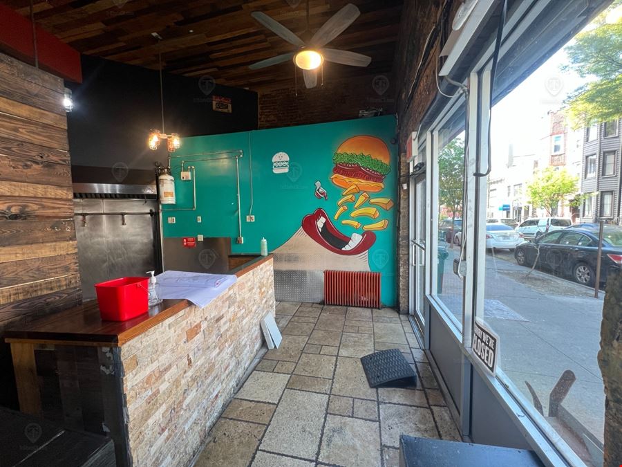 550 SF | 264 Bleecker Street | Turn-Key Restaurant with Glass Frontage for Lease