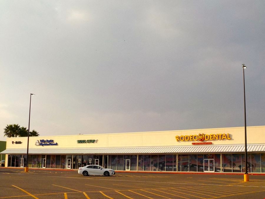 HEB - San Benito Plaza