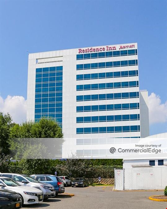 Hutchinson Metro Center - Tower One