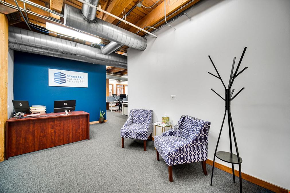566 W Lake St, Suite 240, Chicago, IL 60661