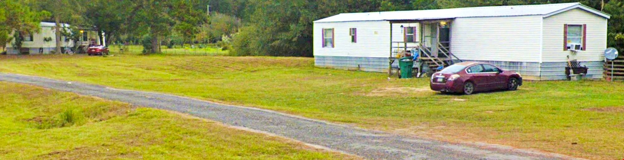 842 Rattlebox Rd