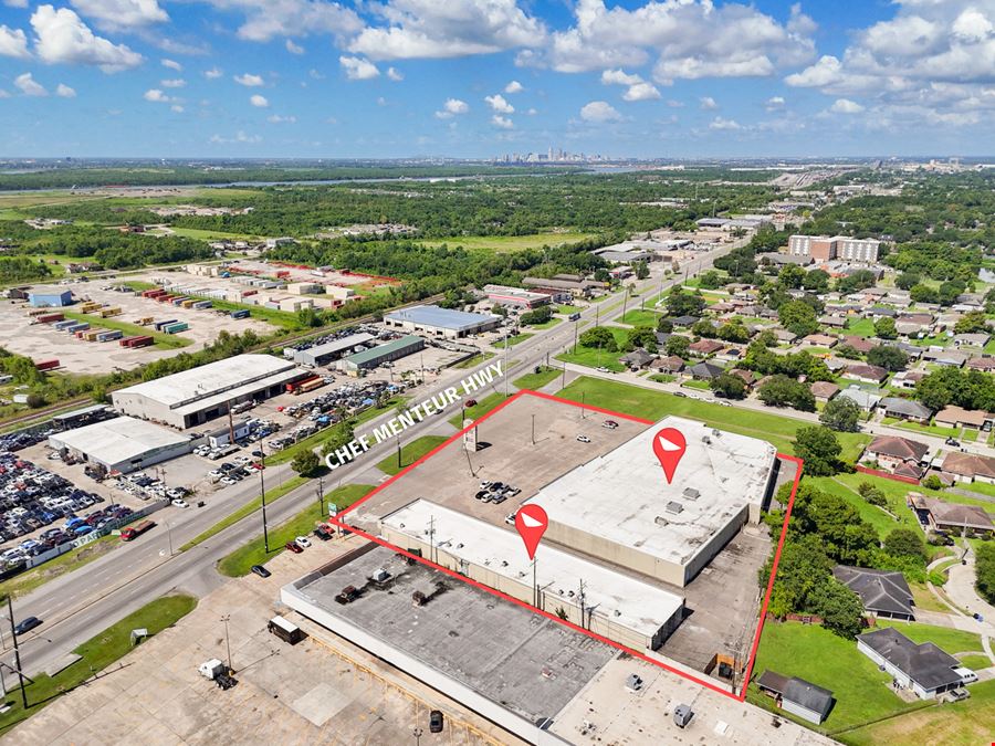 Retail and Office Spaces at Chef Menteur Mall
