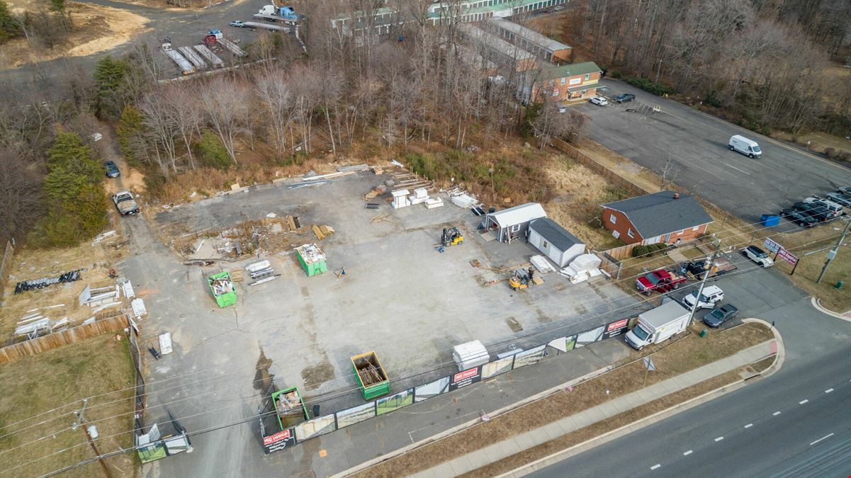Rt 17 Yard Space