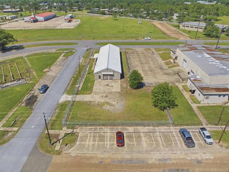 1001 Main St