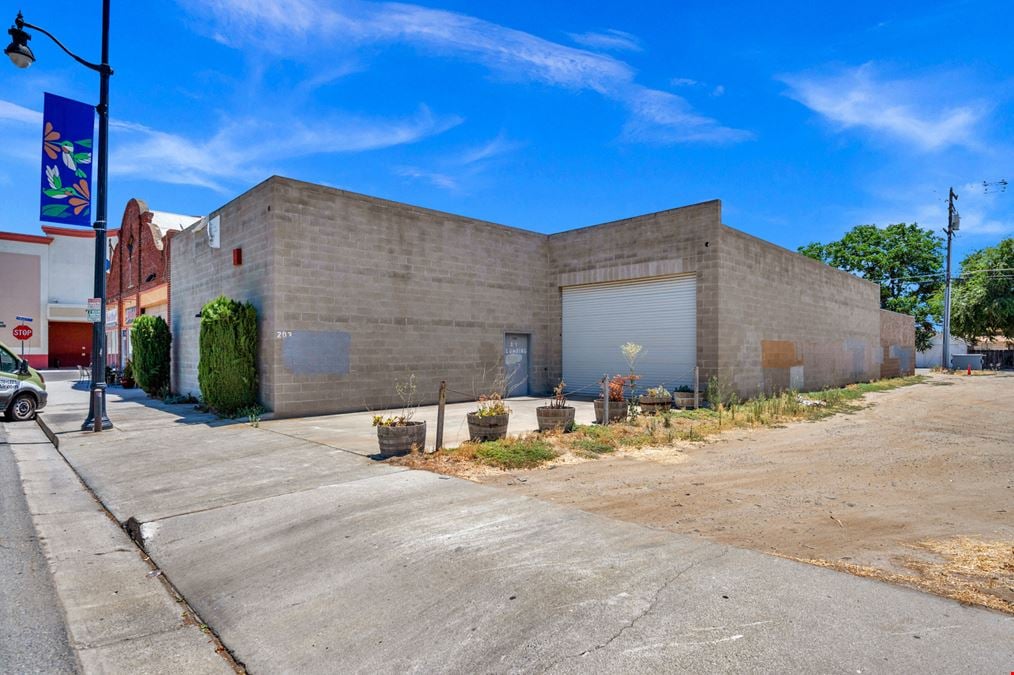 Prime Downtown Lemoore Industrial and Mixed-Use Investment Opportunity