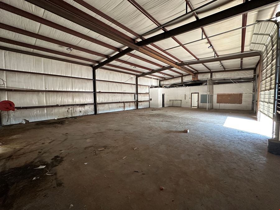 Industrial Office/Warehouse Near I-20