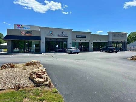 Preview of Retail space for Rent at 3202 W. Republic Rd