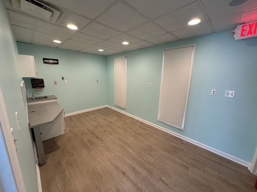 Office/Medical Space For Lease