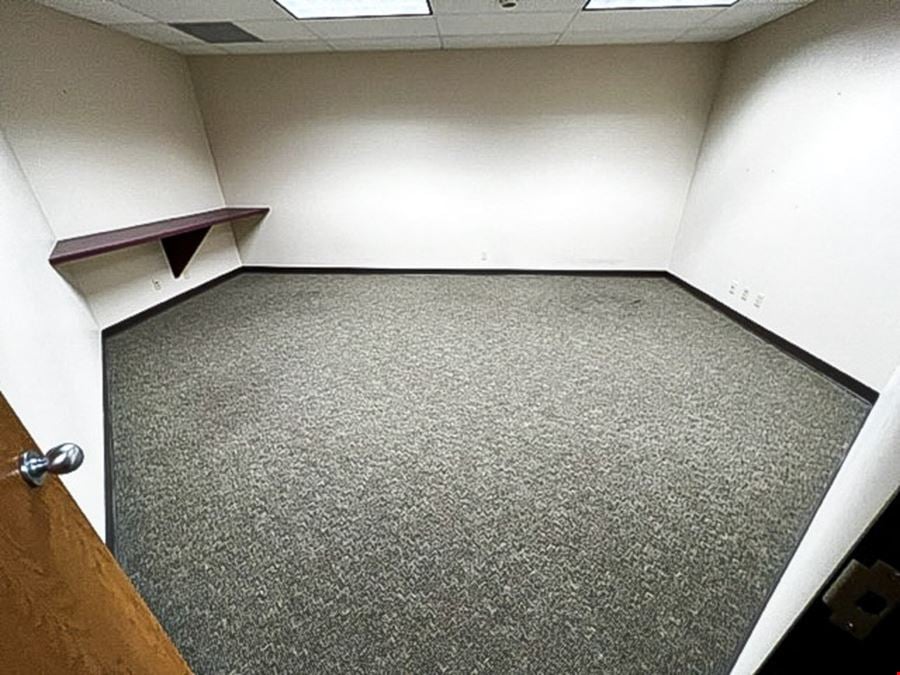 5309 SF Suite 335 Professional Office Spaces in Colorado