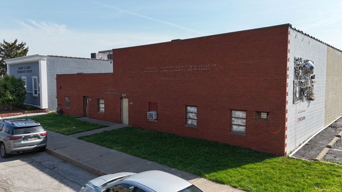 707-709 North Senate Avenue