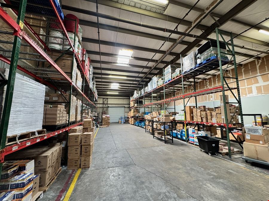 4667 L B McLeod Rd, Orlando, FL 32811
