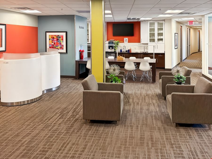 Regus - Las Vegas - The Gramercy