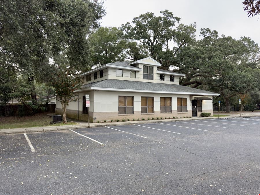 Turnkey Two-Story Office Near Airport, I-10