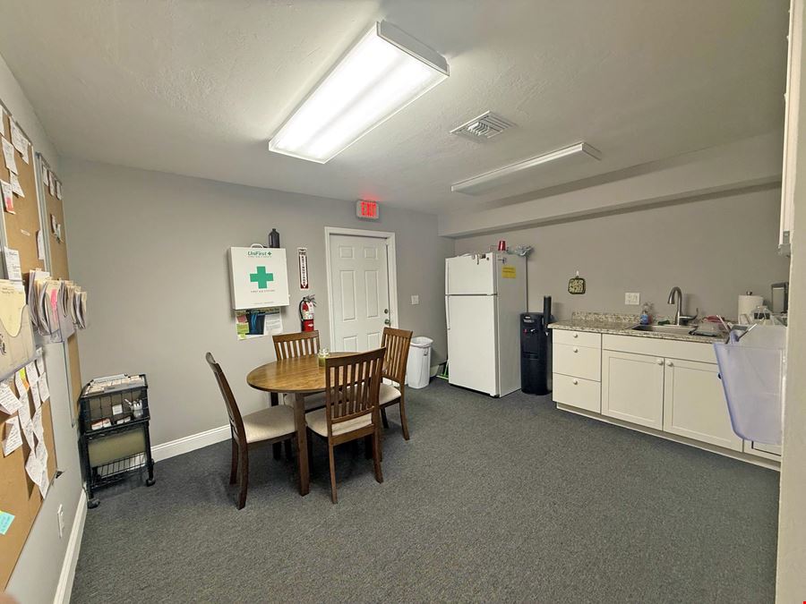 Turnkey Professional Building | Cape Coral