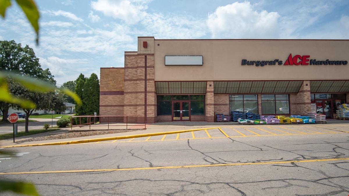 Crossroads Shopping Center | National Anchor Retail Opportunity