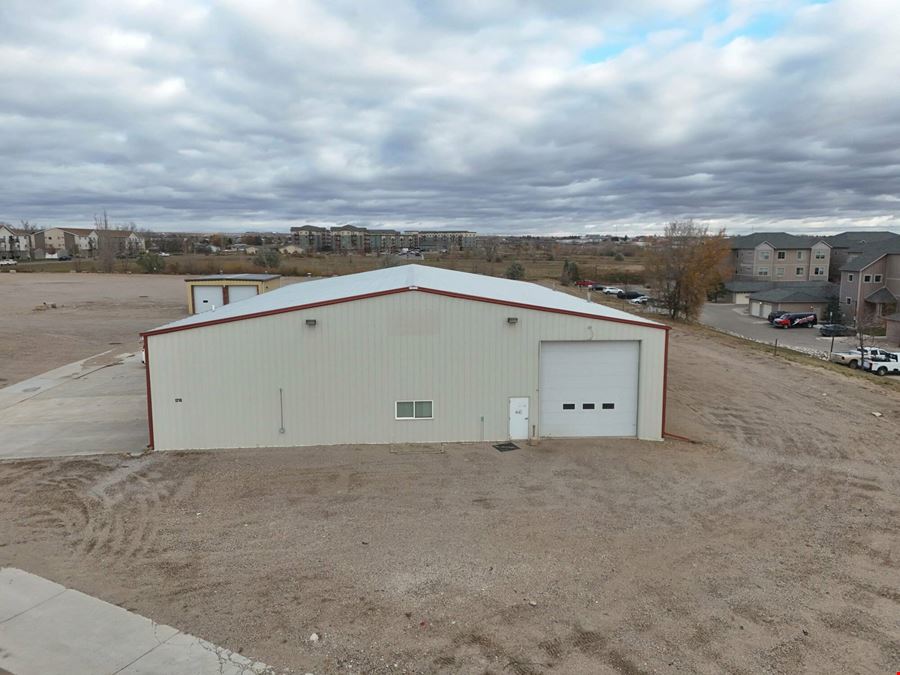 ±11,520 SF Flex/Commercial Building | ±7.72 Acre Stabilized Yard