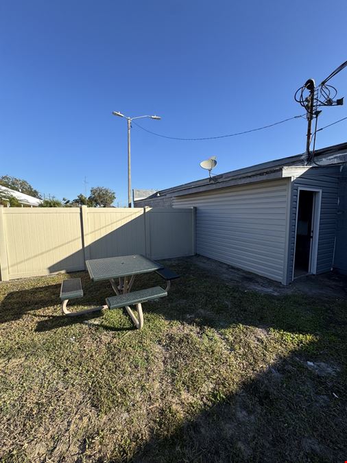 Building and Real Estate for Sale