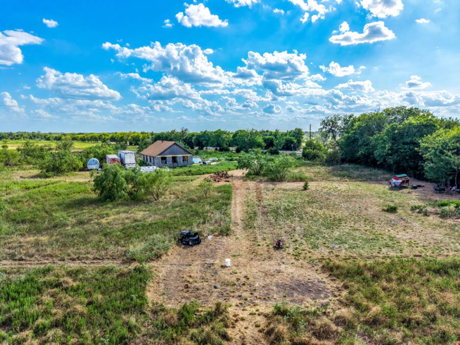 Land Multi-Family Development in Oak Ridge - 7348 N State Highway 34