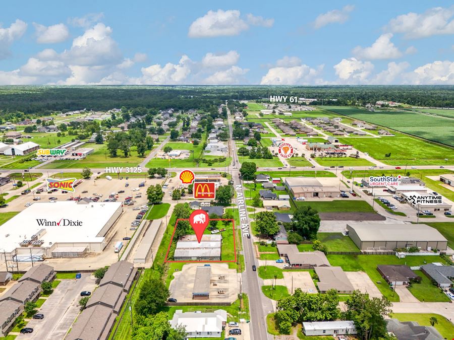 Strategically Located Industrial Warehouse near Hwy 61 and I-10