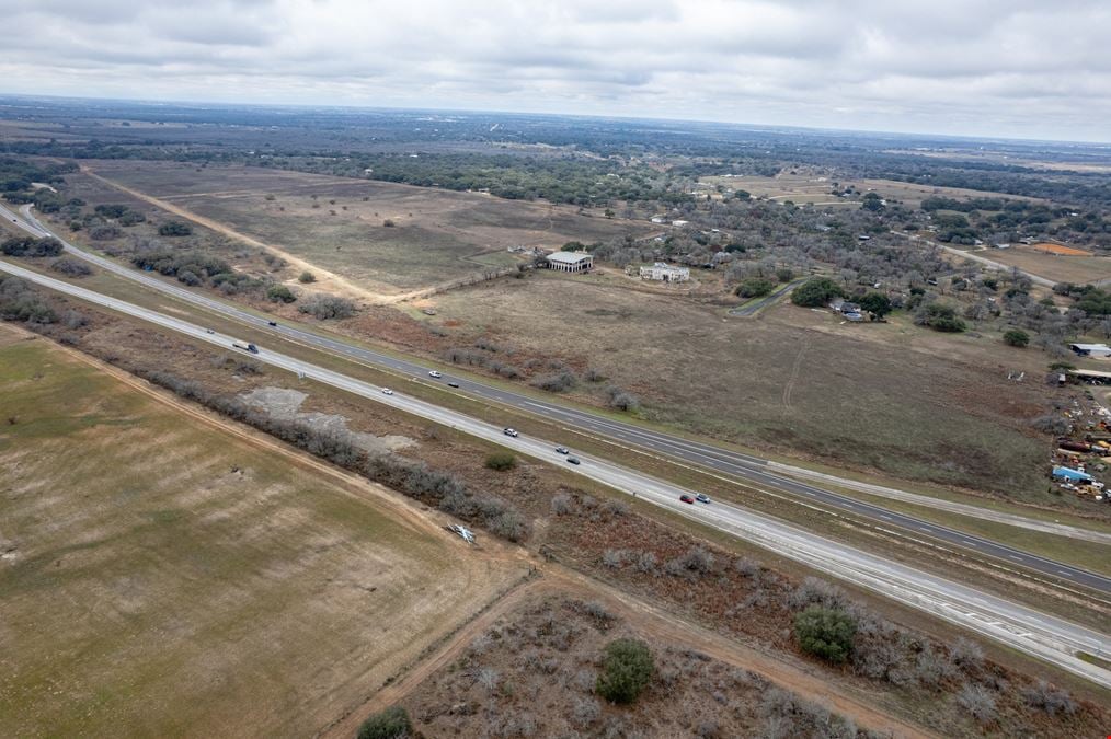 Prime 147-Acre Commercial/Ranch Land – Interstate 37 Frontage