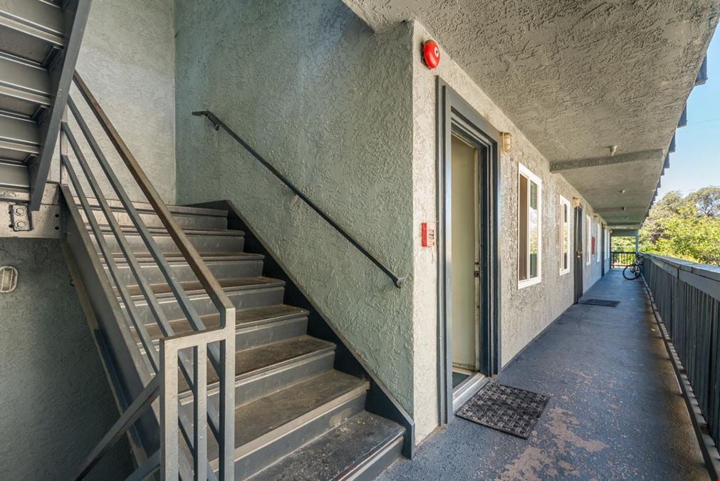 1810 S Broadway, Santa Ana, CA 92707