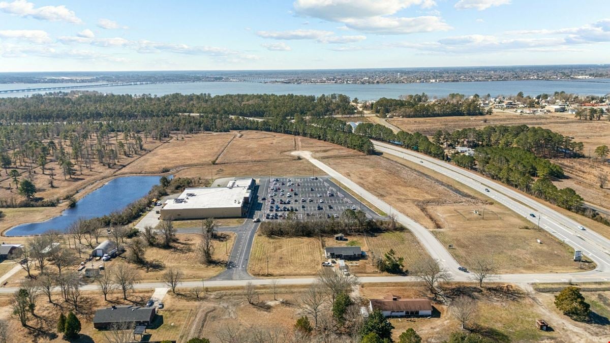 Food Lion Shopping Center Outparcels