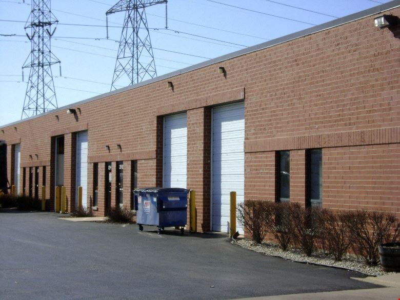 120 Easy St.