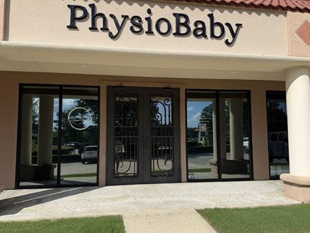 Preview of Retail space for Rent at 201 Cahaba Park Circle #400