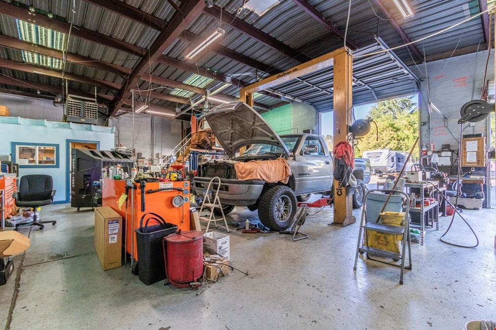 ±3,335 SF Automotive Building in Atascadero, CA