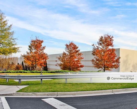 Preview of Industrial space for Rent at 555 Hartman Road