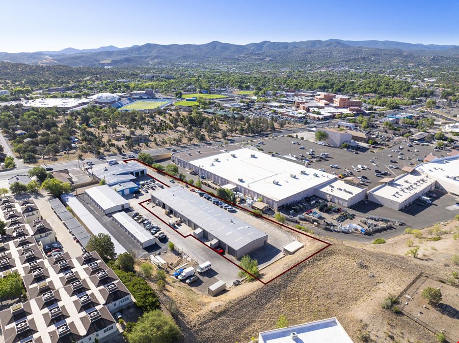 Industrial Suite For Lease off Willow Creek