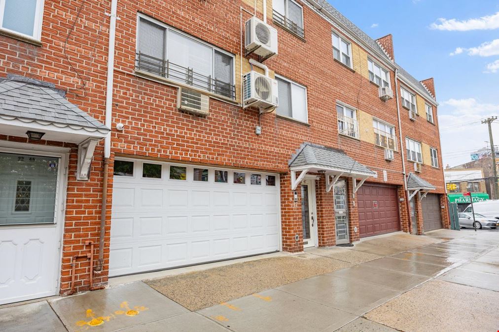 22-47 Harman St