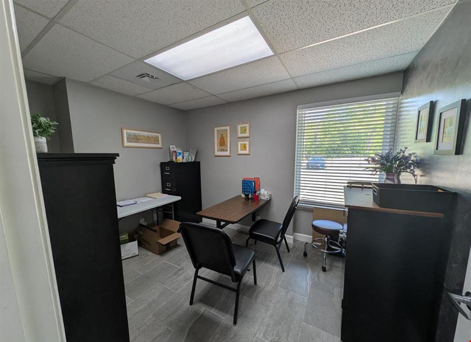 2001 W Willow Knolls Dr Suite 201