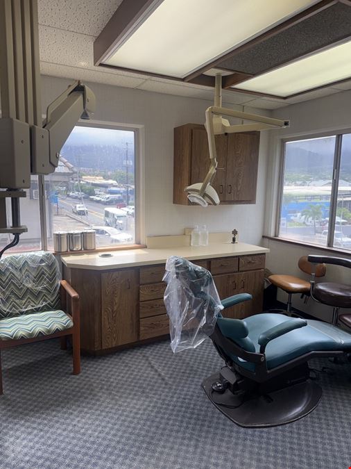 Corner Office Space in Wailuku