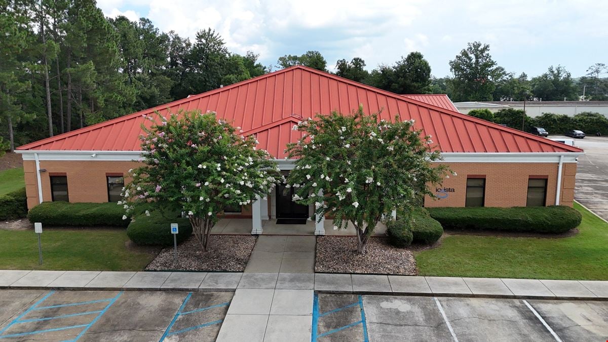 5911 Greenwood Pkwy