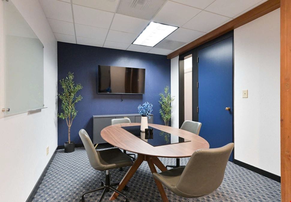 851 Irwin St | 29,923 SF | Fully Leased | Office Building