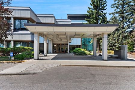 Preview of commercial space at 280 Midpark Way SE