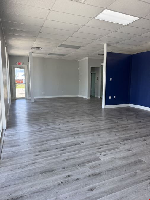 3321 Del Prado Blvd. S