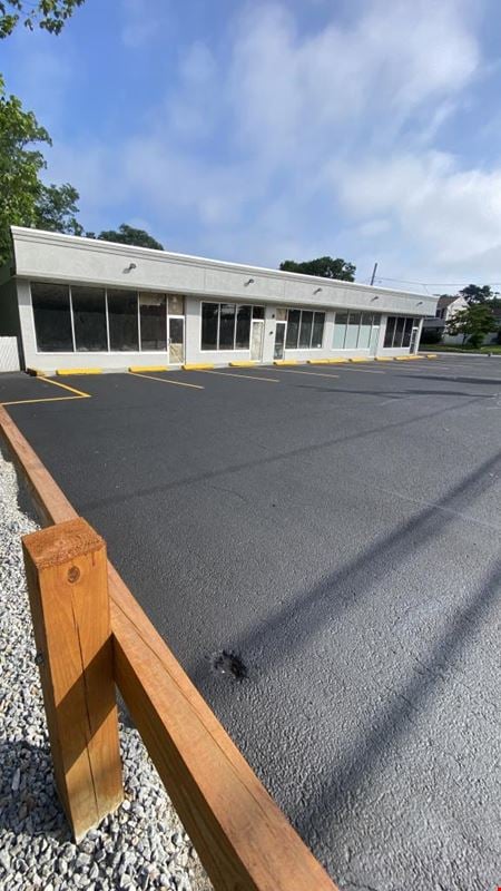 Preview of commercial space at 1237 W Shore Rd