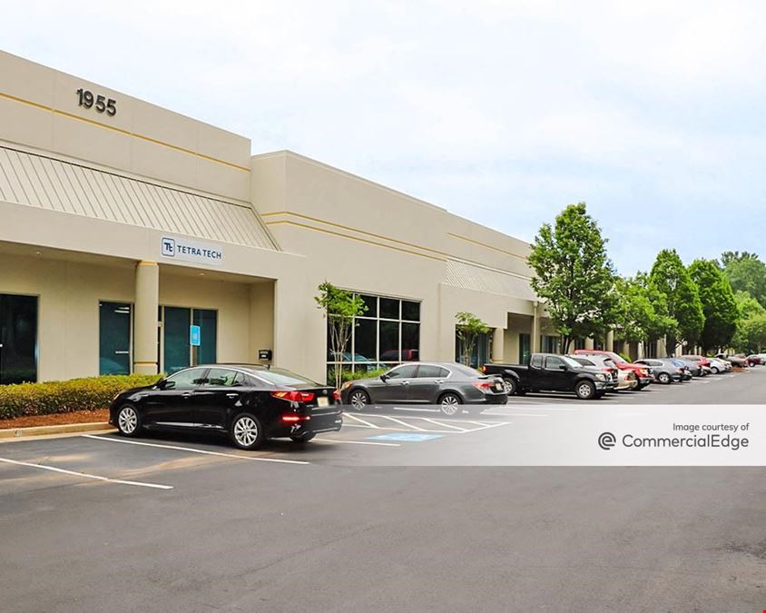 Northmont Business Center - 1965 Evergreen Blvd