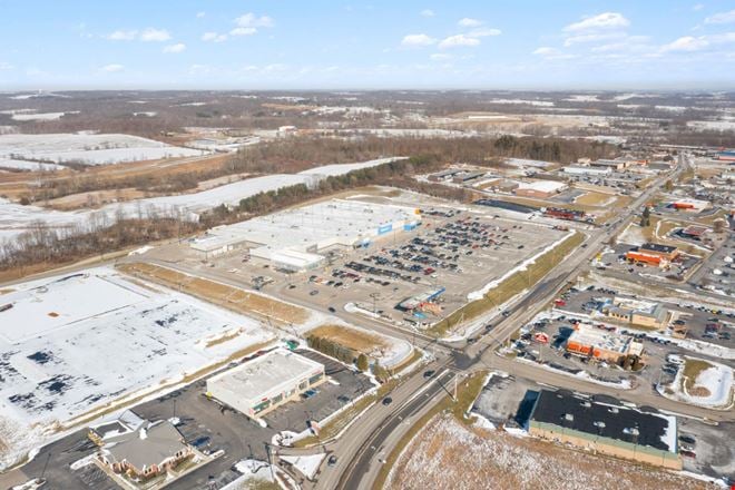 Preview of Retail space for Rent at 704-720 Harry Sauner Rd.