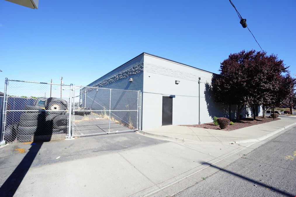 802 E. Nob Hill Blvd.