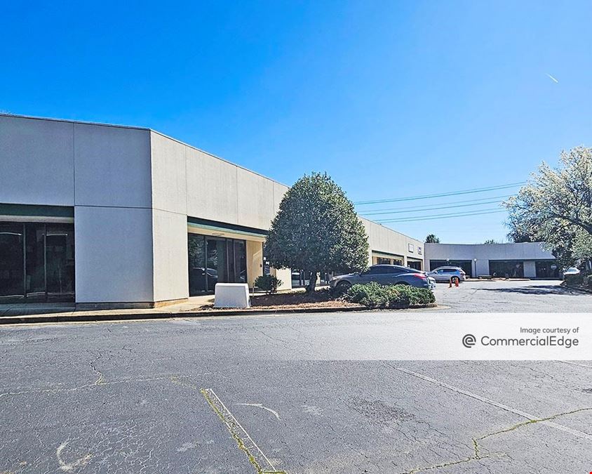 Woodlawn Commerce Center