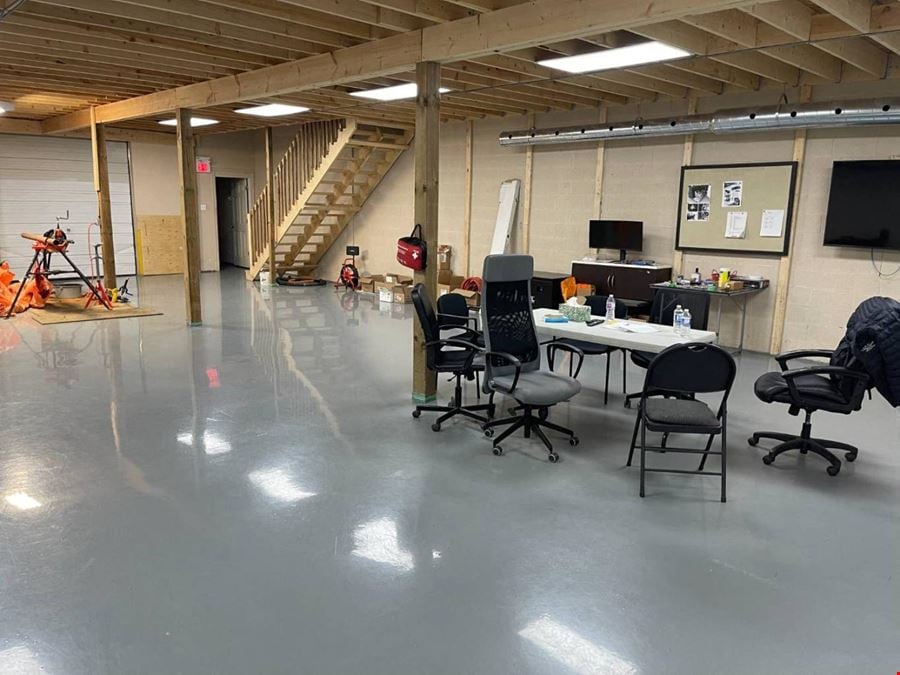 6,000 sqft private industrial warehouse for rent in Vaughan