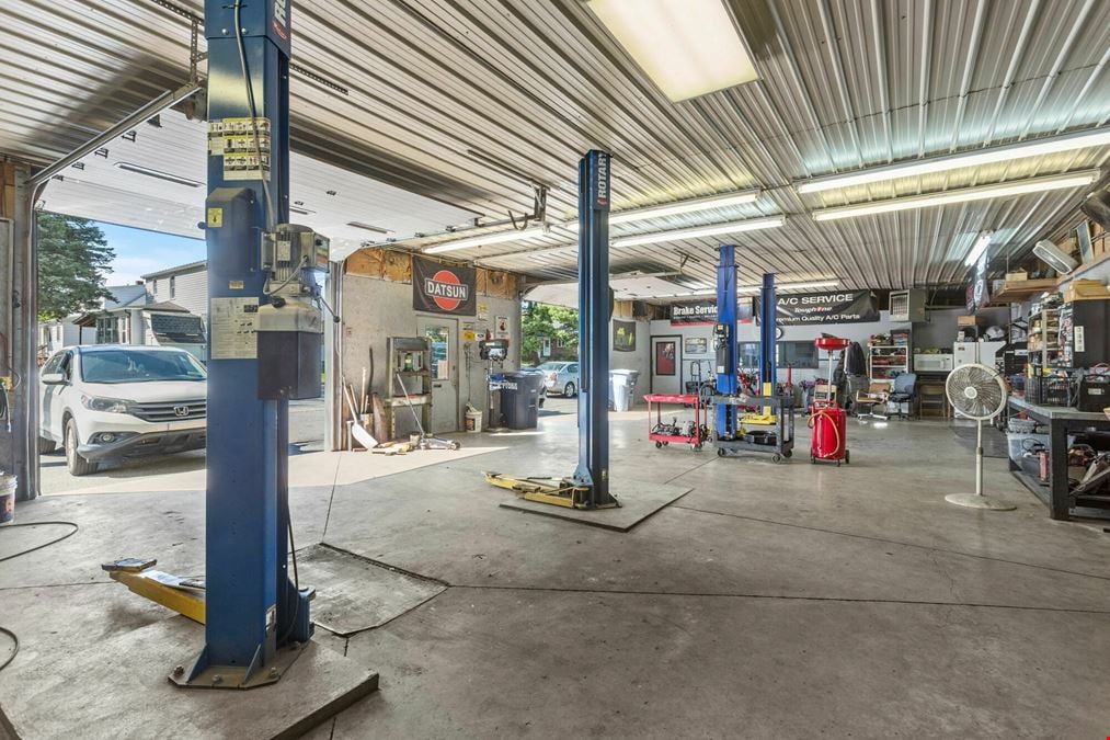 TURNKEY AUTO REPAIR SHOP AVAILABLE IN DOWNTOWN HARRISONBURG
