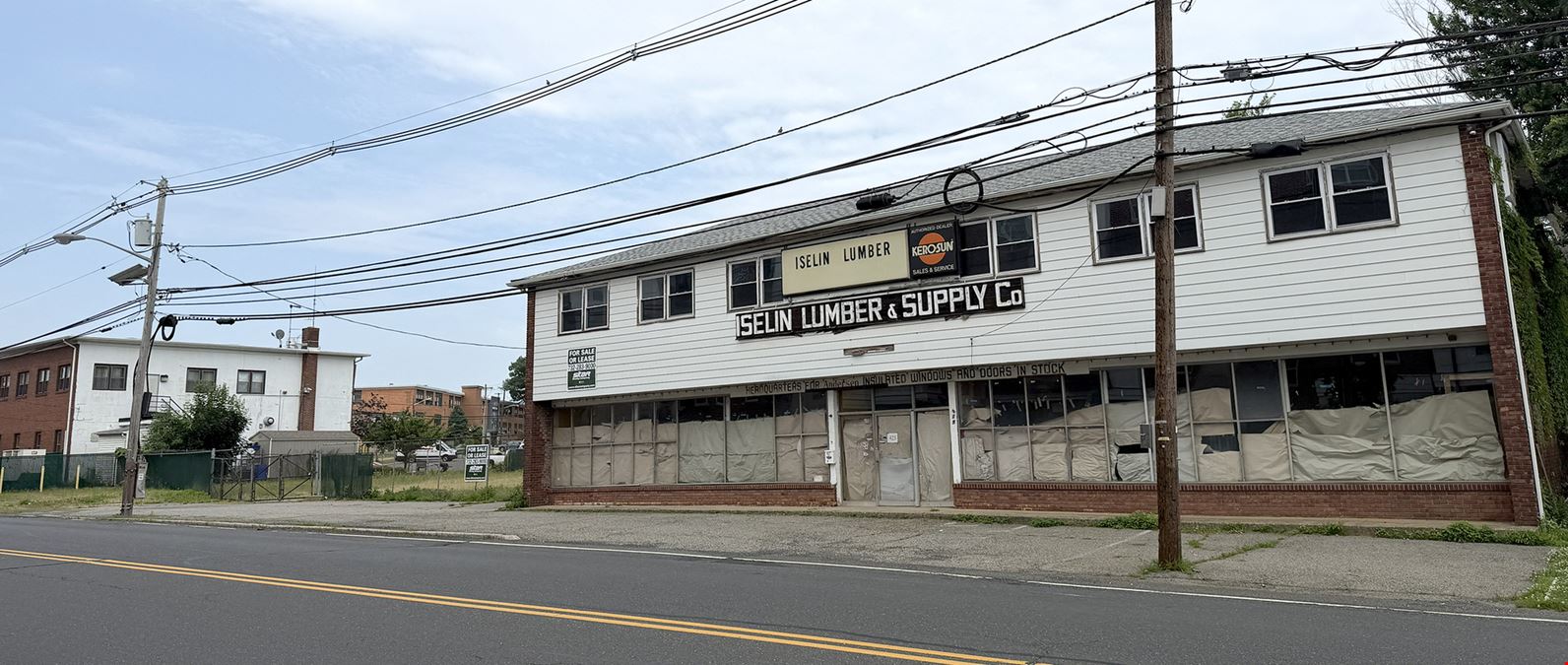 Lumber Yard & Commercial Building For Sale