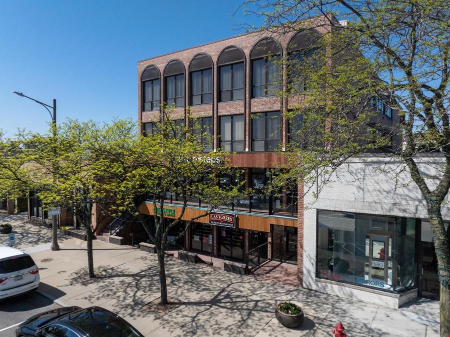 1910 First St, Highland Park, IL